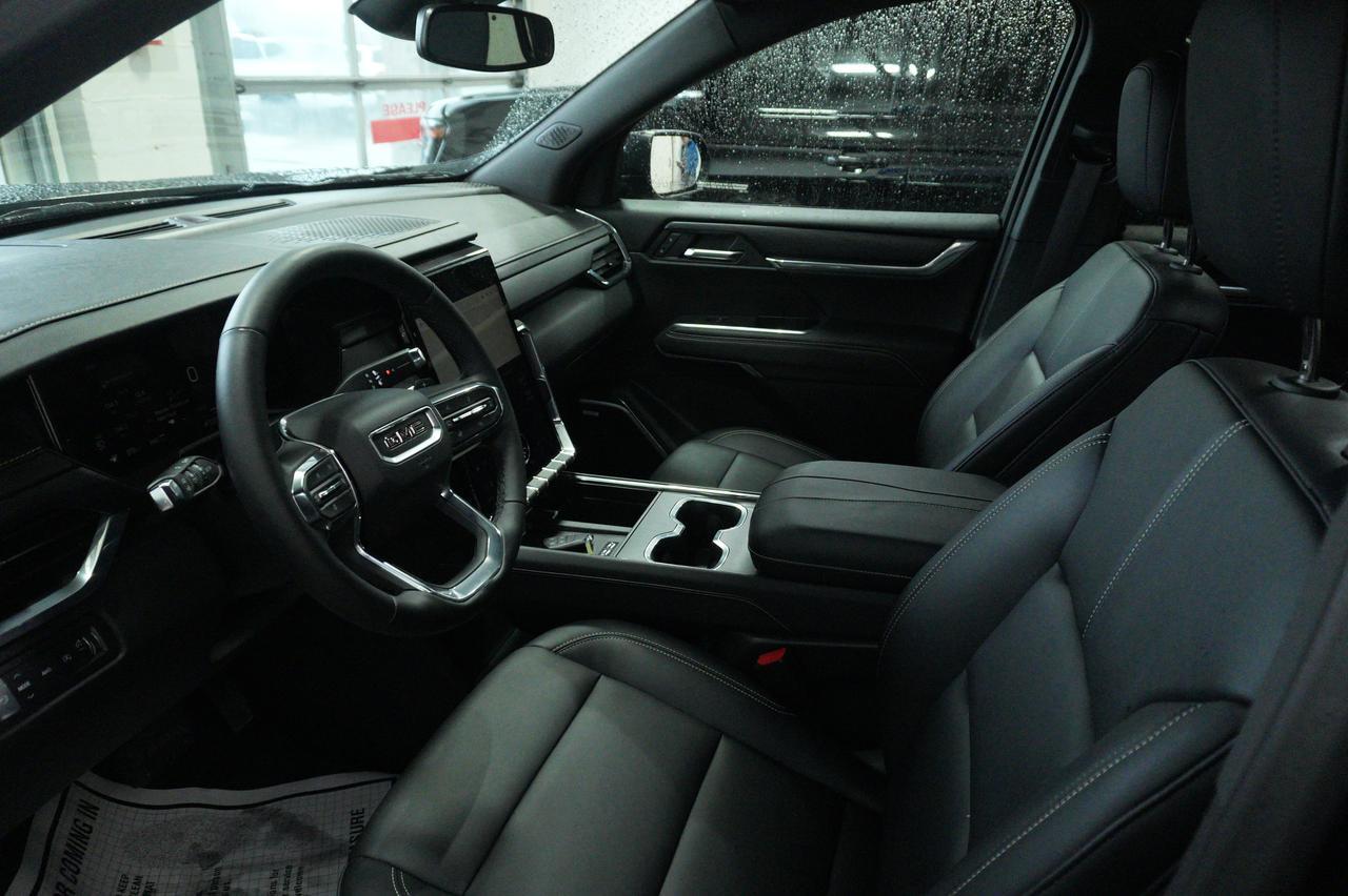 2024 GMC Acadia Elevation Listowel ON