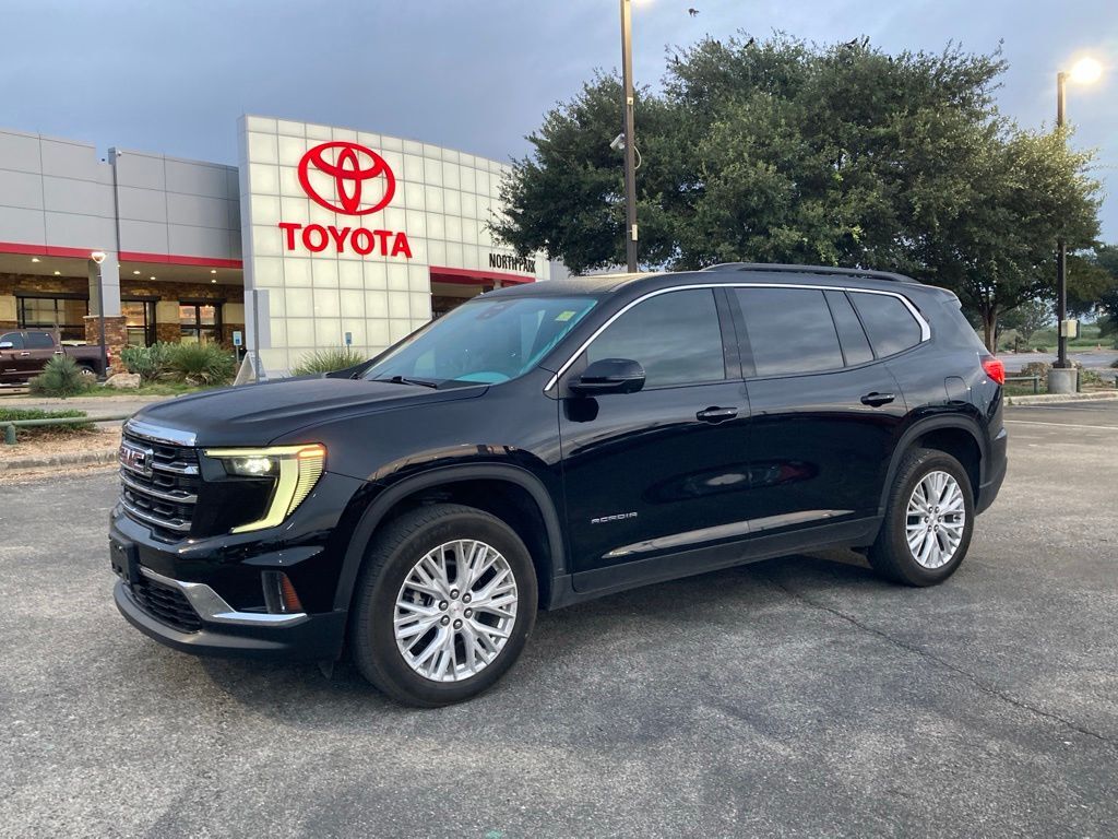 2024 GMC Acadia Elevation