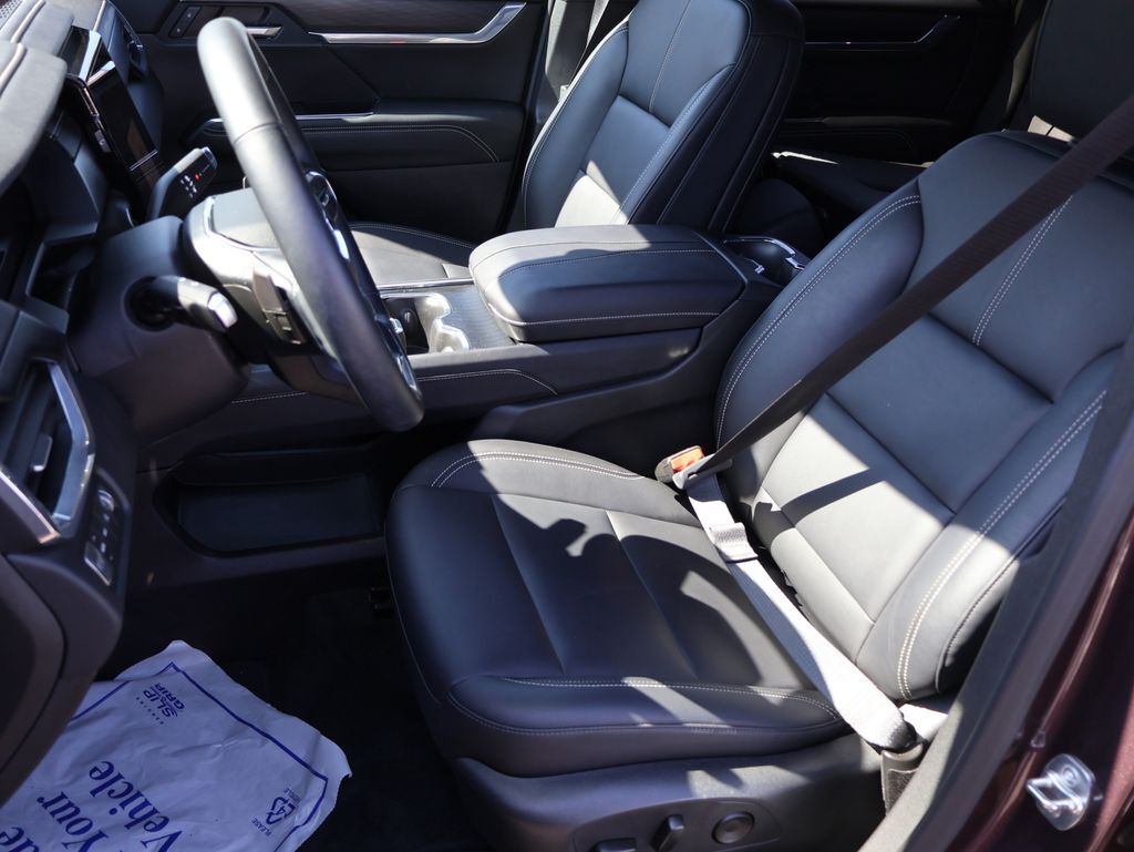 2024 GMC Acadia Elevation San Clemente CA