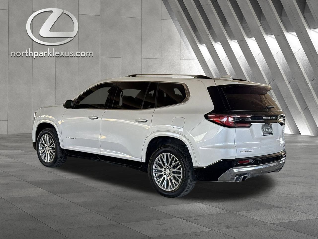 2024 GMC Acadia FWD Denali