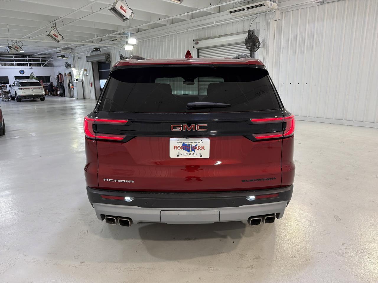 2024 GMC Acadia FWD Elevation San Antonio TX