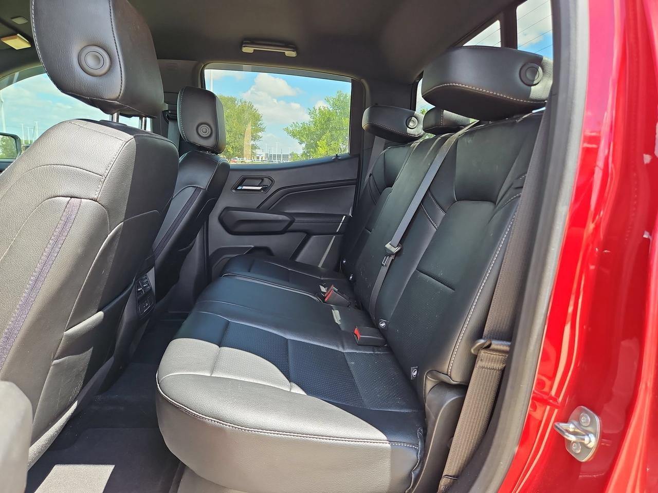 2024 GMC Canyon 2WD Elevation Castroville TX