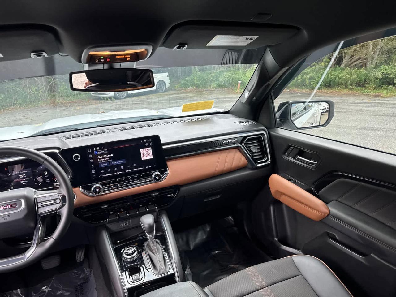 2024 GMC Canyon 4WD AT4 Dartmouth MA