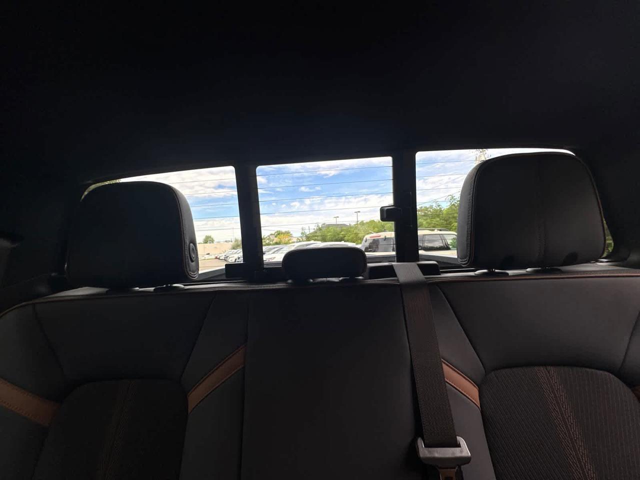 2024 GMC Canyon 4WD AT4 Dartmouth MA