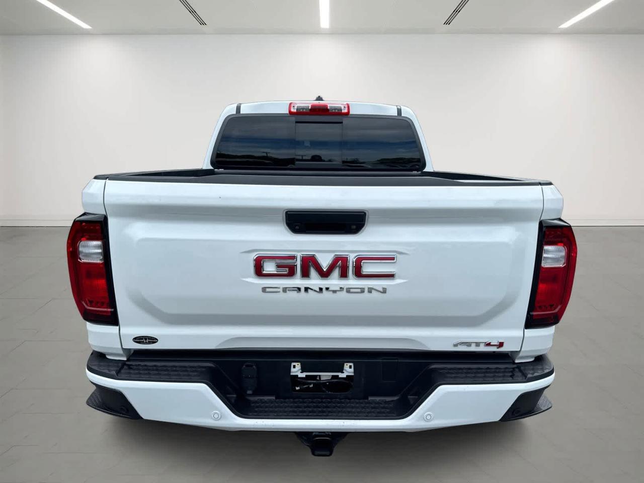 2024 GMC Canyon 4WD AT4 Dartmouth MA