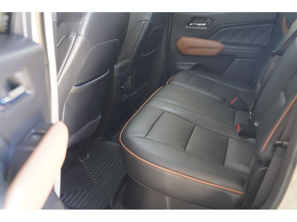 2024 GMC Canyon 4WD AT4 Price UT
