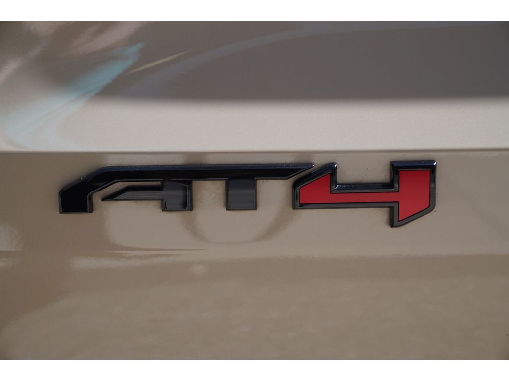 2024 GMC Canyon 4WD AT4 Price UT