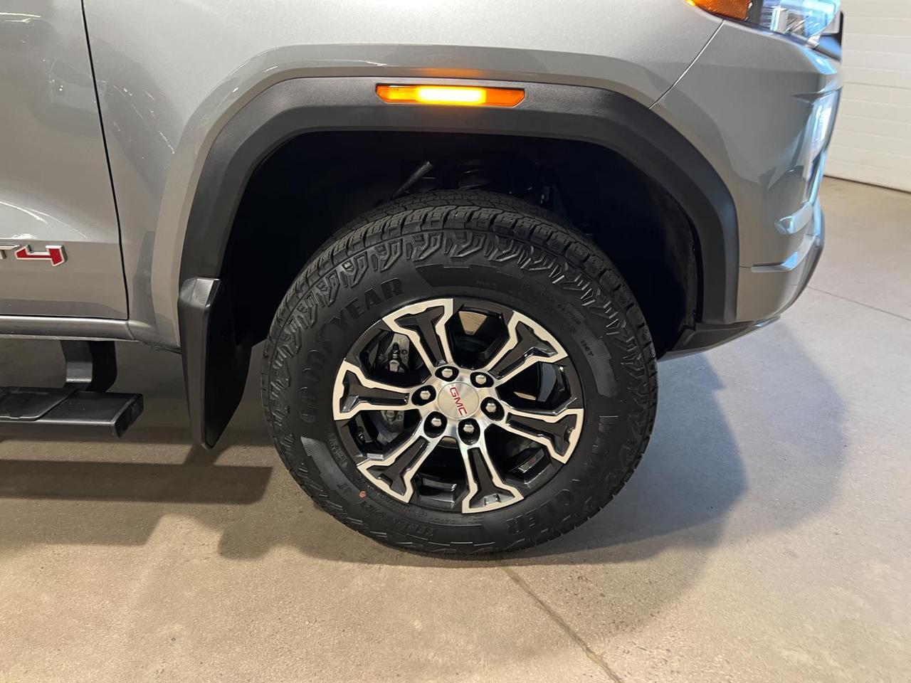 2024 GMC Canyon 4WD AT4 Parker CO