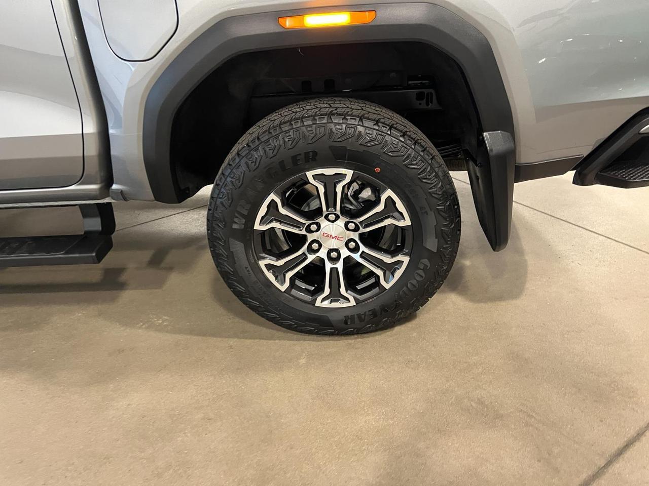 2024 GMC Canyon 4WD AT4 Parker CO