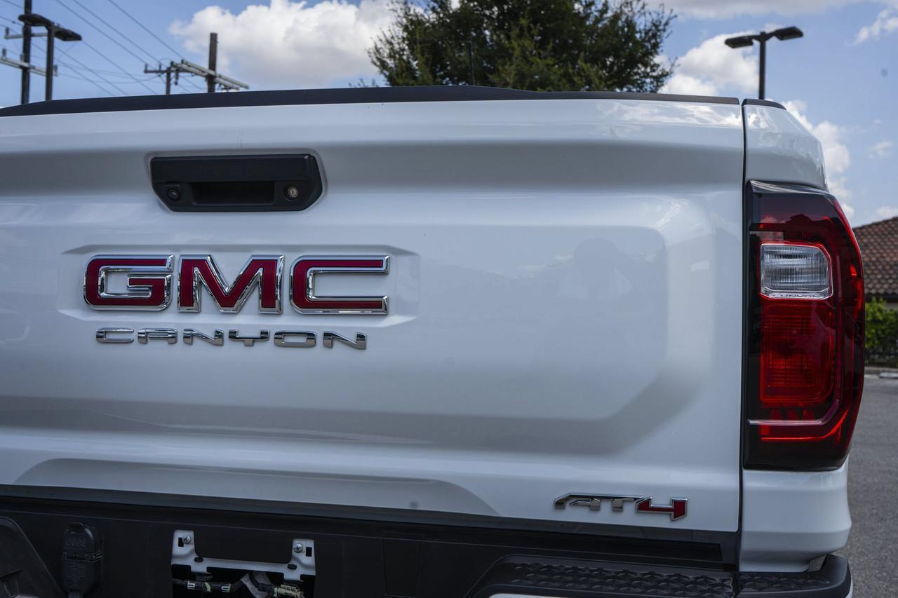 2024 GMC Canyon 4WD AT4 San Antonio TX