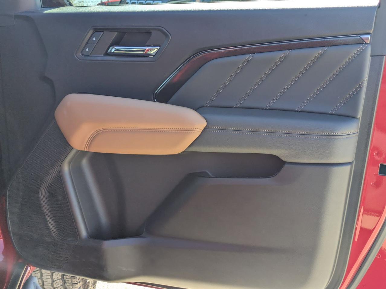 2024 GMC Canyon 4WD AT4 Castroville TX