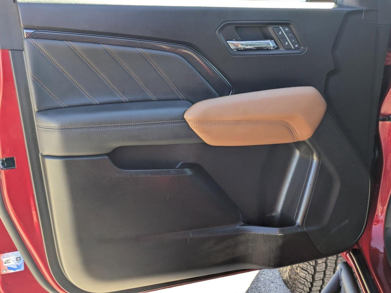 2024 GMC Canyon 4WD AT4 Castroville TX