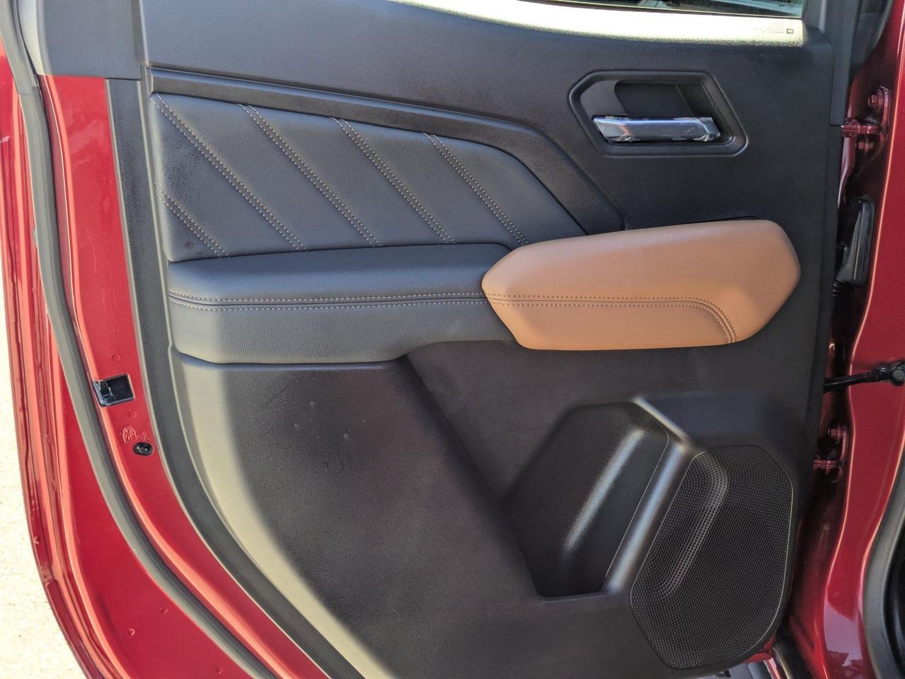 2024 GMC Canyon 4WD AT4 Castroville TX