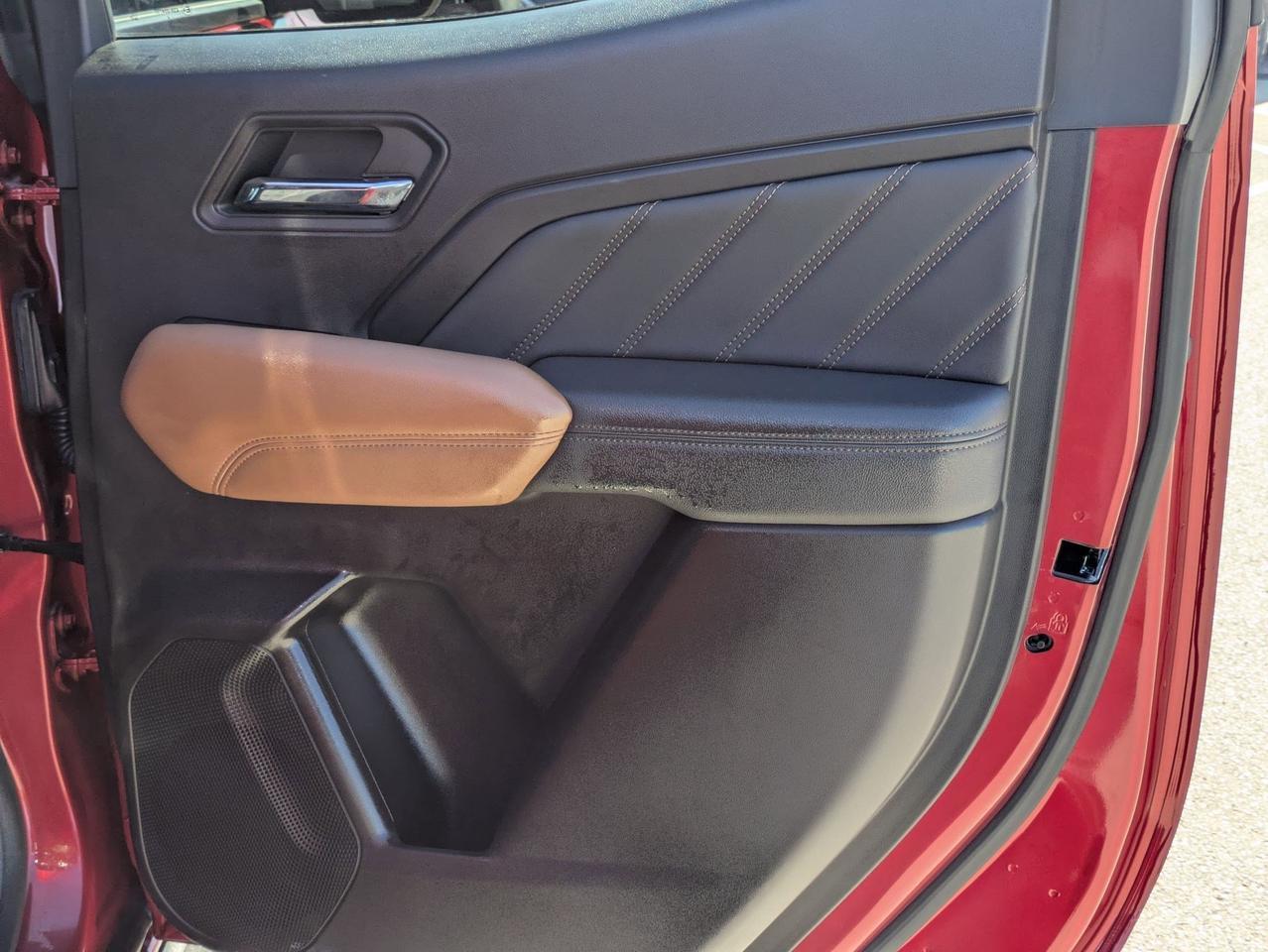 2024 GMC Canyon 4WD AT4 Castroville TX