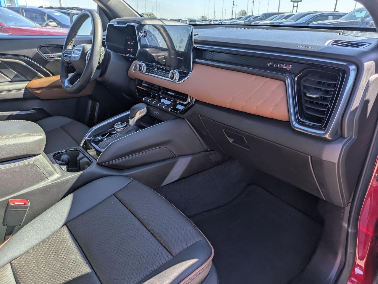 2024 GMC Canyon 4WD AT4 Castroville TX