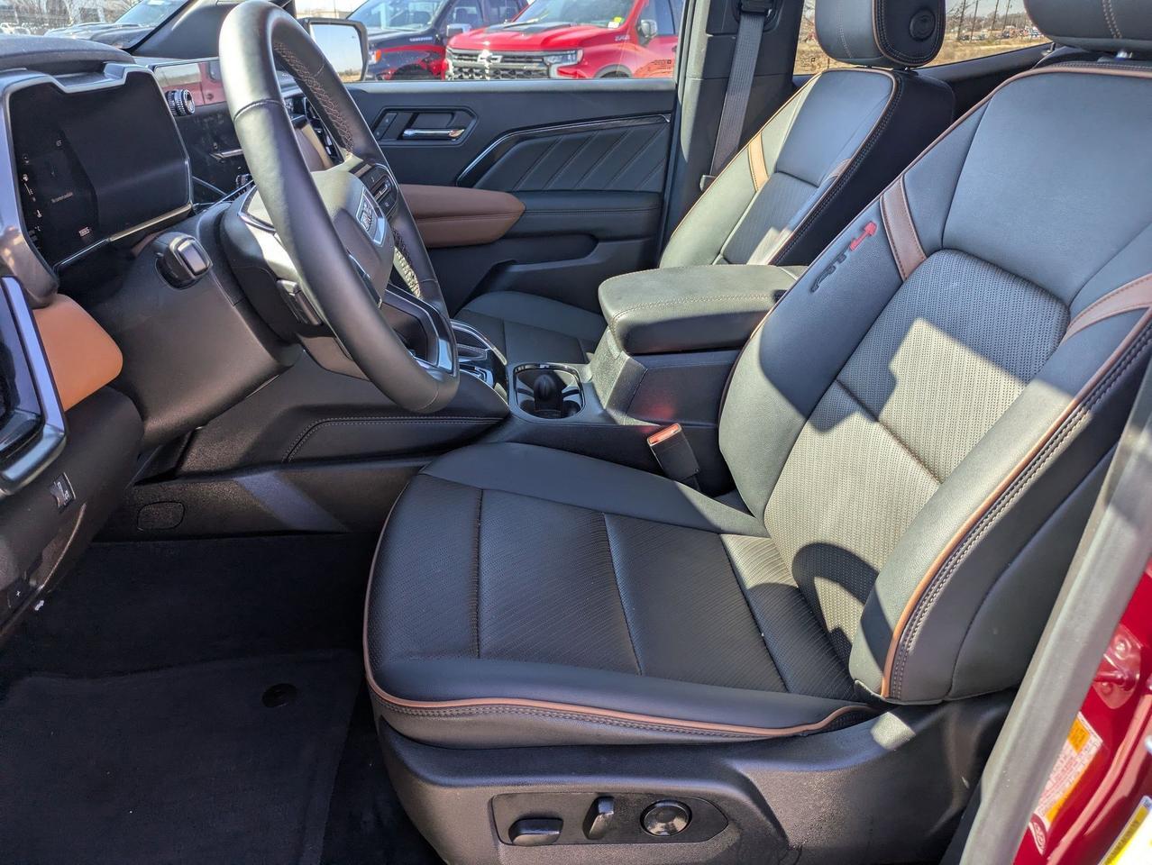 2024 GMC Canyon 4WD AT4 Castroville TX