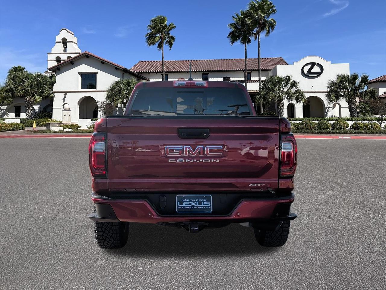 2024 GMC Canyon 4WD AT4