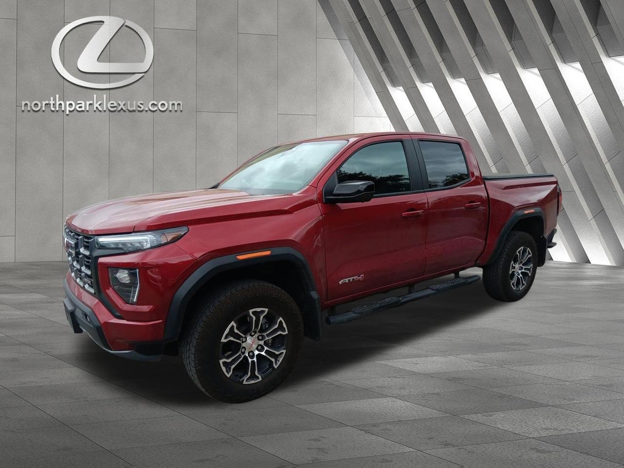 2024 GMC Canyon 4WD AT4