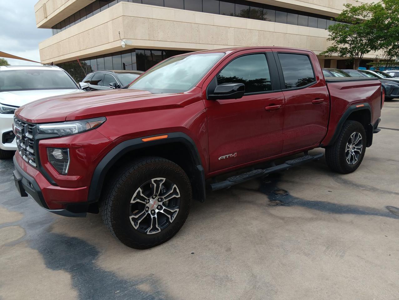 2024 GMC Canyon 4WD AT4