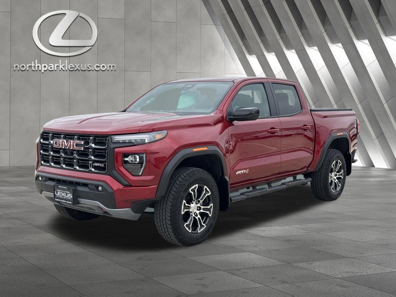 2024 GMC Canyon 4WD AT4