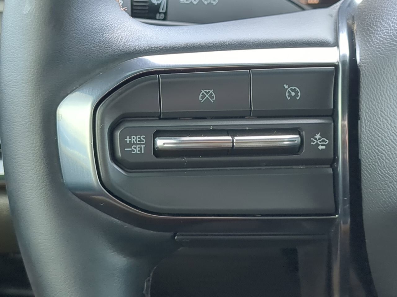 2024 GMC Canyon 4WD AT4 Winder GA