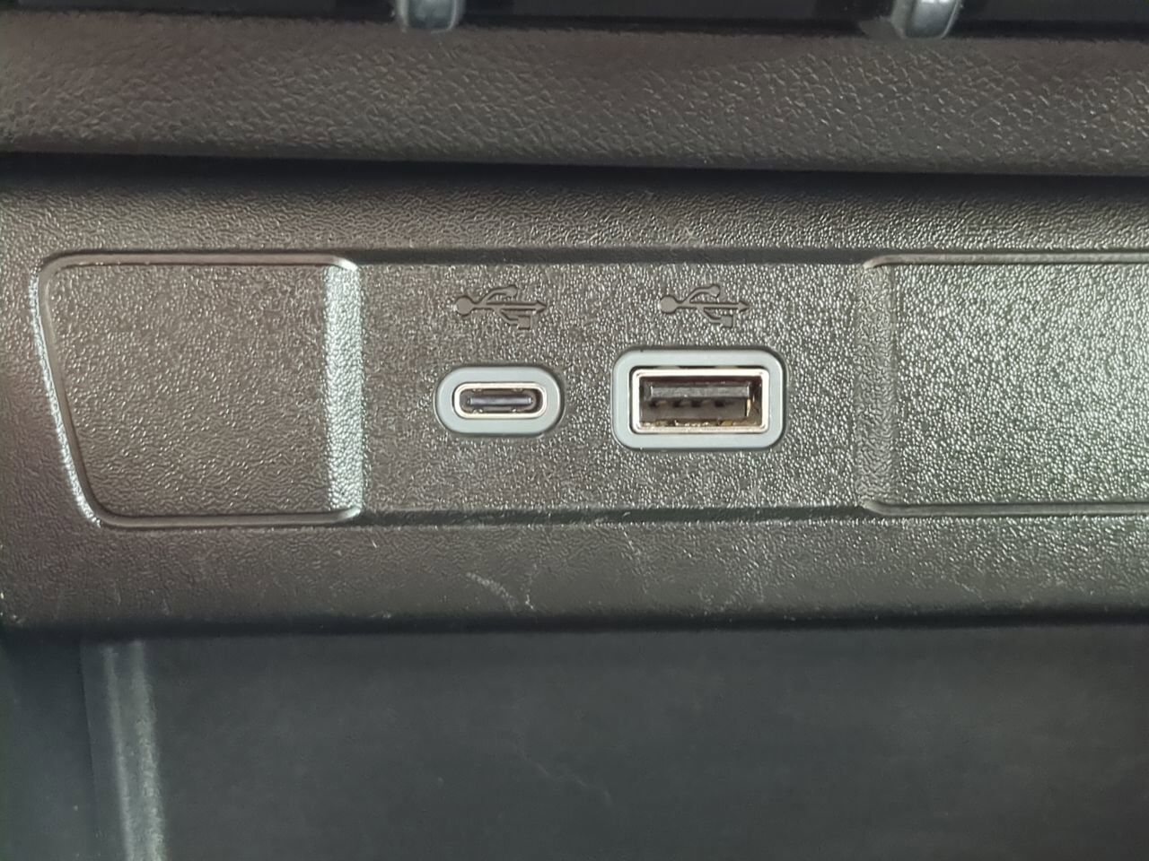 2024 GMC Canyon 4WD AT4 Winder GA