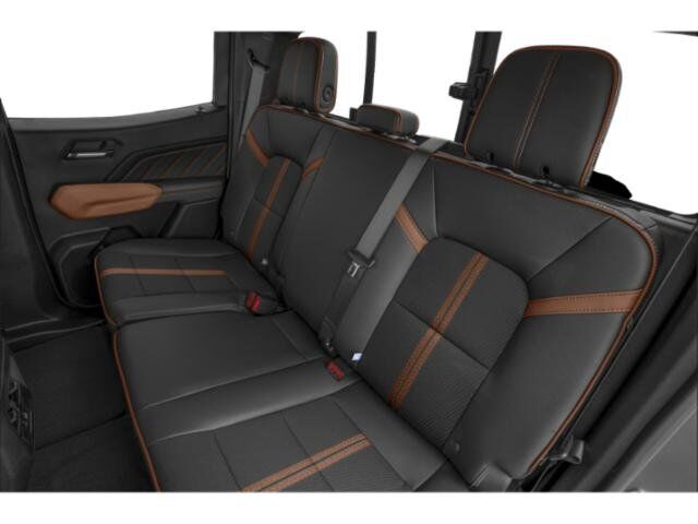 2024 GMC Canyon 4WD AT4 Winder GA