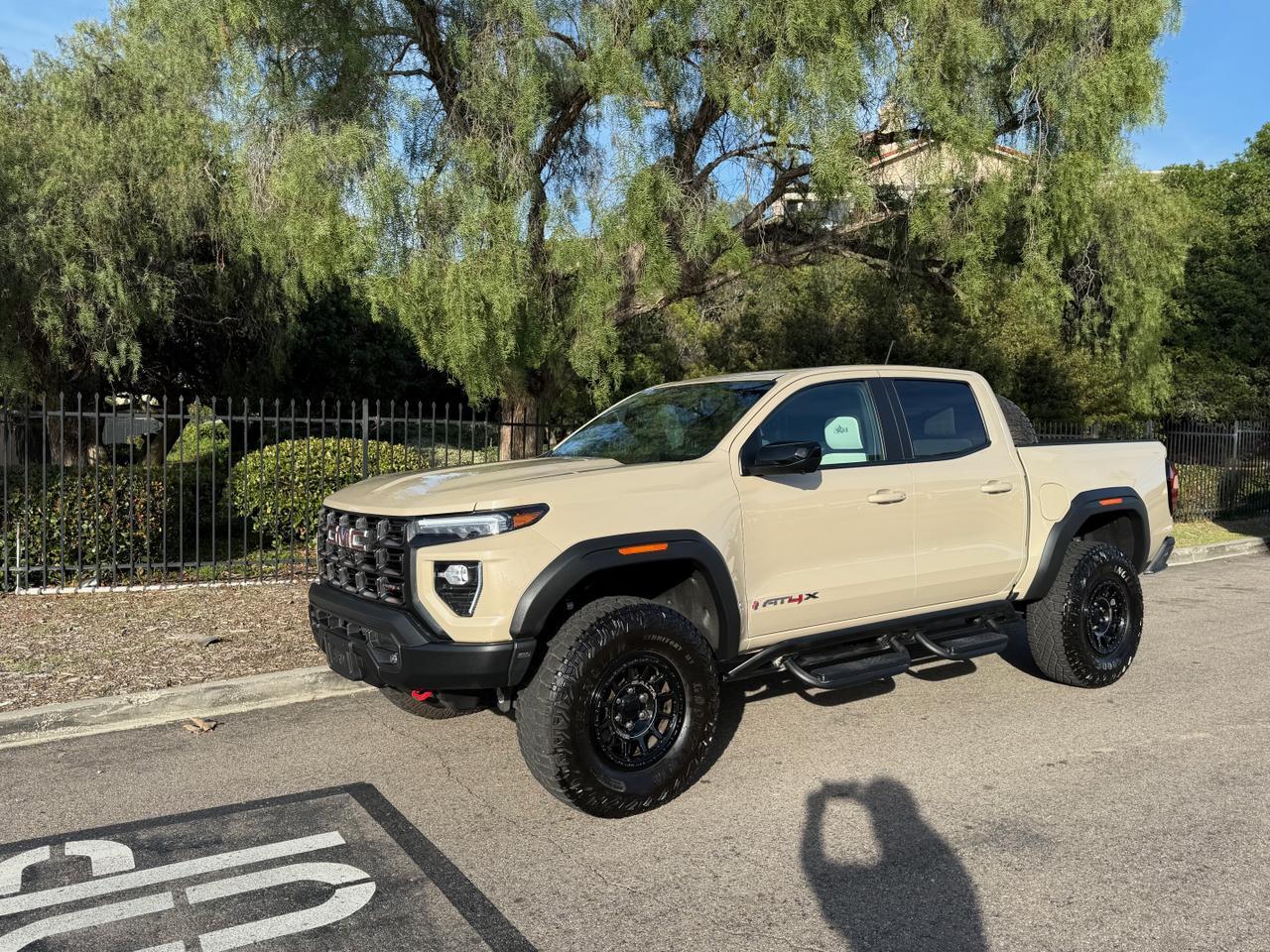 2024 GMC Canyon 4WD AT4X AEV Edition 4WD AT4X AEV Edition