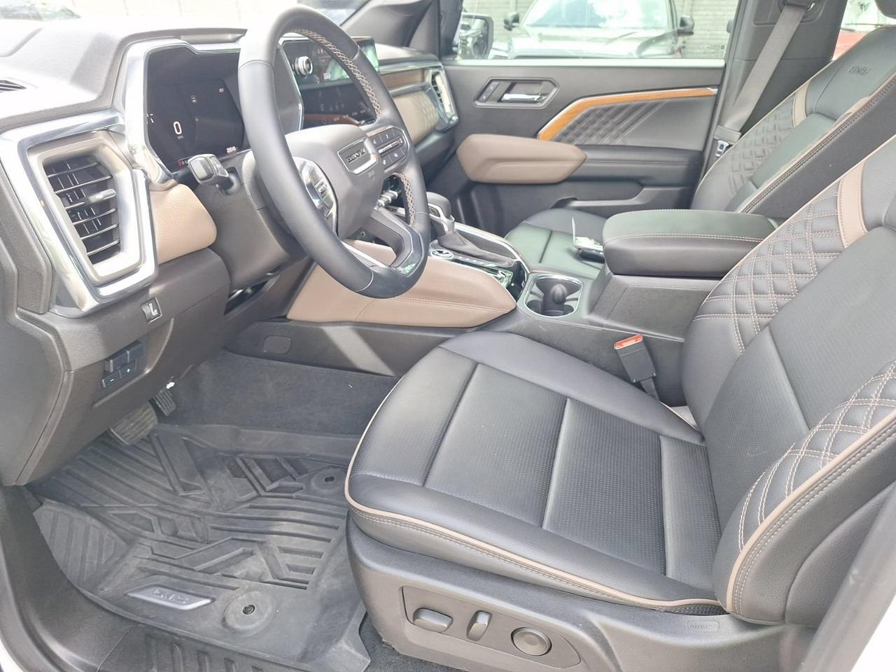 2024 GMC Canyon 4WD Denali Hurst TX