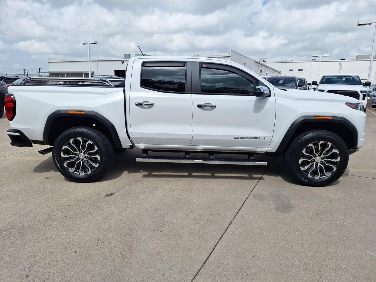 2024 GMC Canyon 4WD Denali Hurst TX