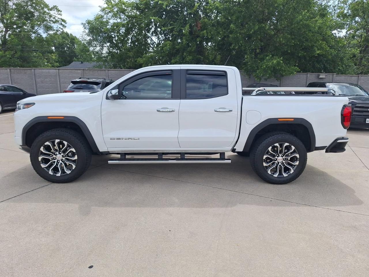 2024 GMC Canyon 4WD Denali Hurst TX