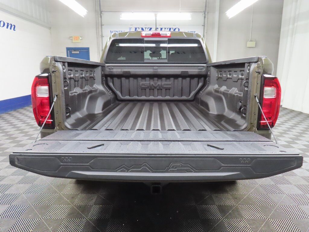 2024 GMC Canyon 4x4 Crew Cab AT4 Fond du Lac WI