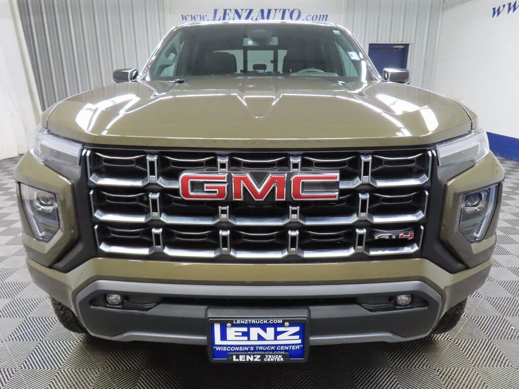 2024 GMC Canyon 4x4 Crew Cab AT4 Fond du Lac WI