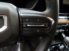 2024 GMC Canyon 4x4 Crew Cab AT4 Fond du Lac WI