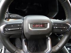 2024 GMC Canyon 4x4 Crew Cab AT4 Fond du Lac WI