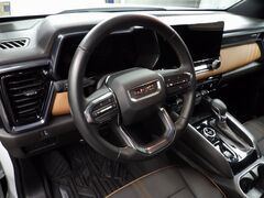 2024 GMC Canyon 4x4 Crew Cab AT4 Fond du Lac WI