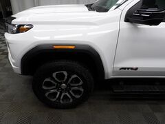 2024 GMC Canyon 4x4 Crew Cab AT4 Fond du Lac WI