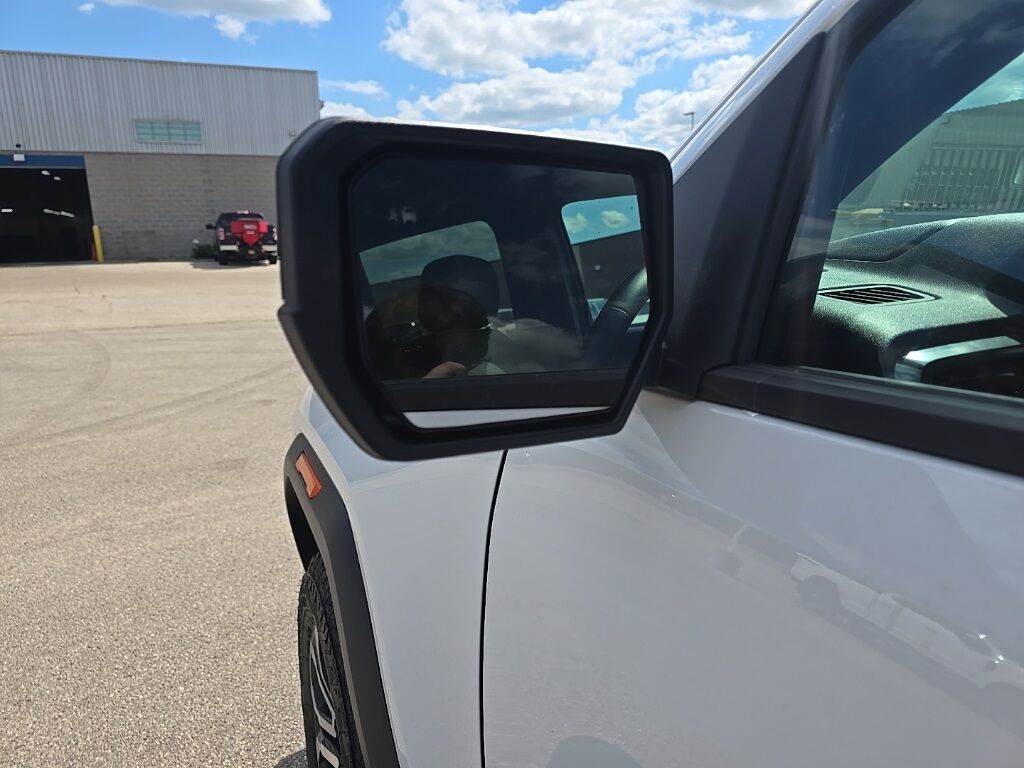 2024 GMC Canyon 4x4 Crew Cab AT4 Fond du Lac WI