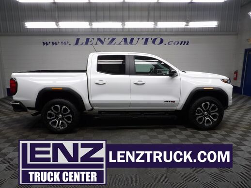 2024_GMC_Canyon_4x4 Crew Cab AT4_ Fond du Lac WI