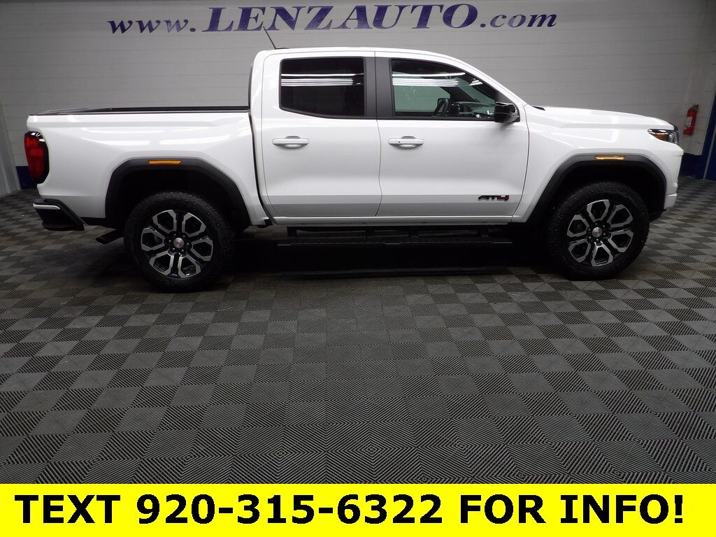 2024 GMC Canyon 4x4 Crew Cab AT4 Fond du Lac WI