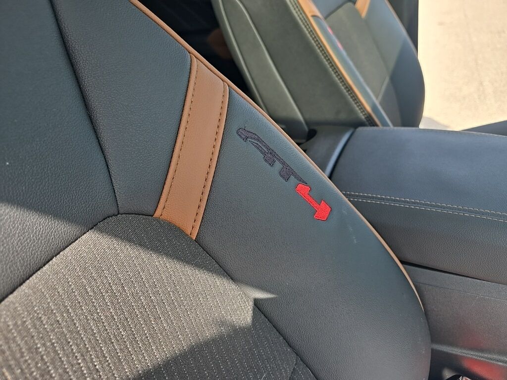 2024 GMC Canyon 4x4 Crew Cab AT4 Fond du Lac WI