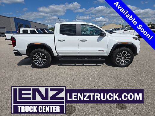2024_GMC_Canyon_4x4 Crew Cab AT4_ Fond du Lac WI