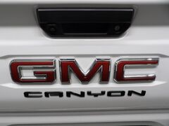 2024 GMC Canyon 4x4 Crew Cab AT4 Fond du Lac WI