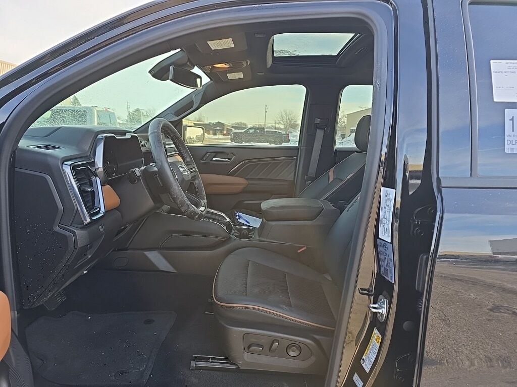 2024 GMC Canyon 4x4 Crew Cab AT4 Minocqua WI