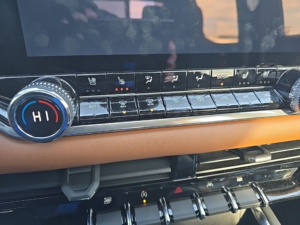 2024 GMC Canyon 4x4 Crew Cab AT4 Minocqua WI