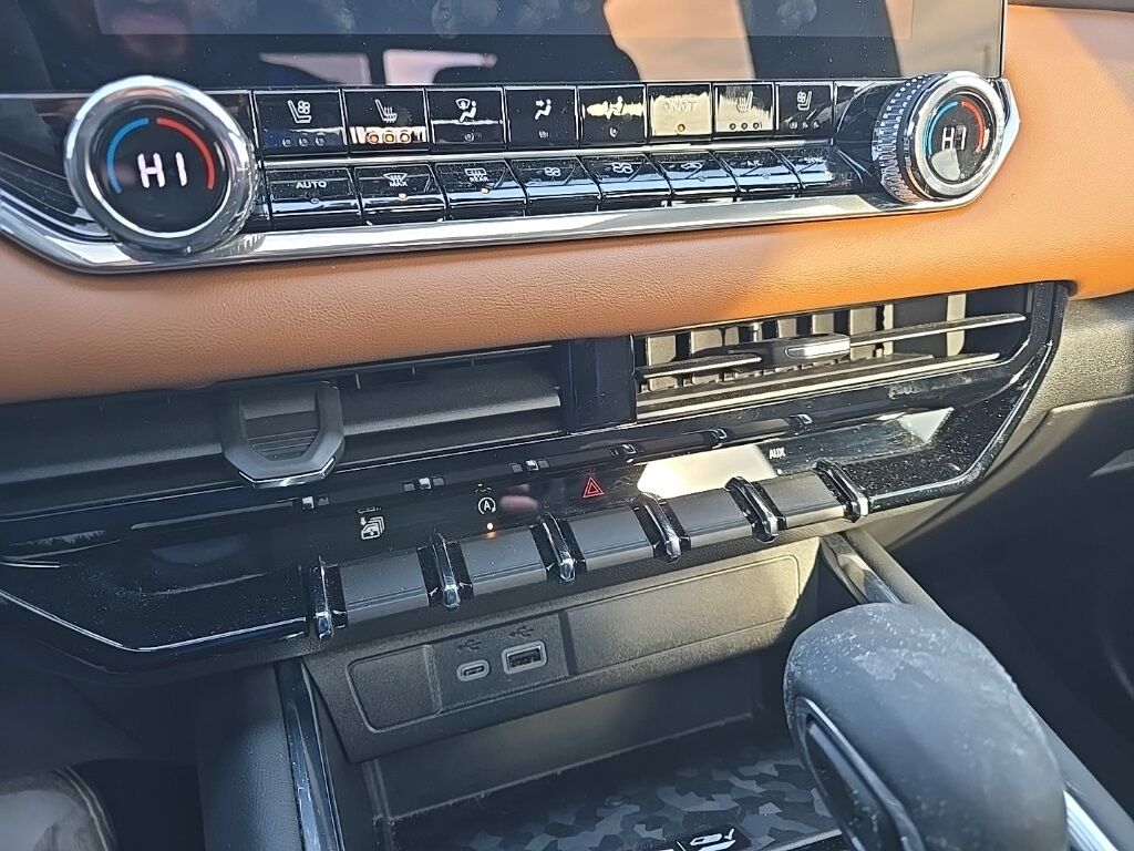 2024 GMC Canyon 4x4 Crew Cab AT4 Minocqua WI