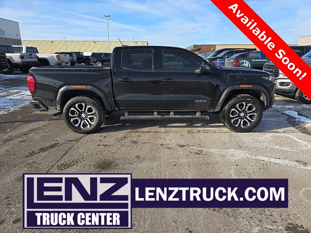 2024 GMC Canyon