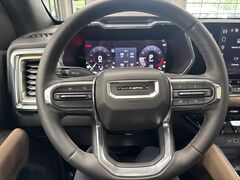 2024 GMC Canyon 4x4 Crew Cab Denali Fond du Lac WI
