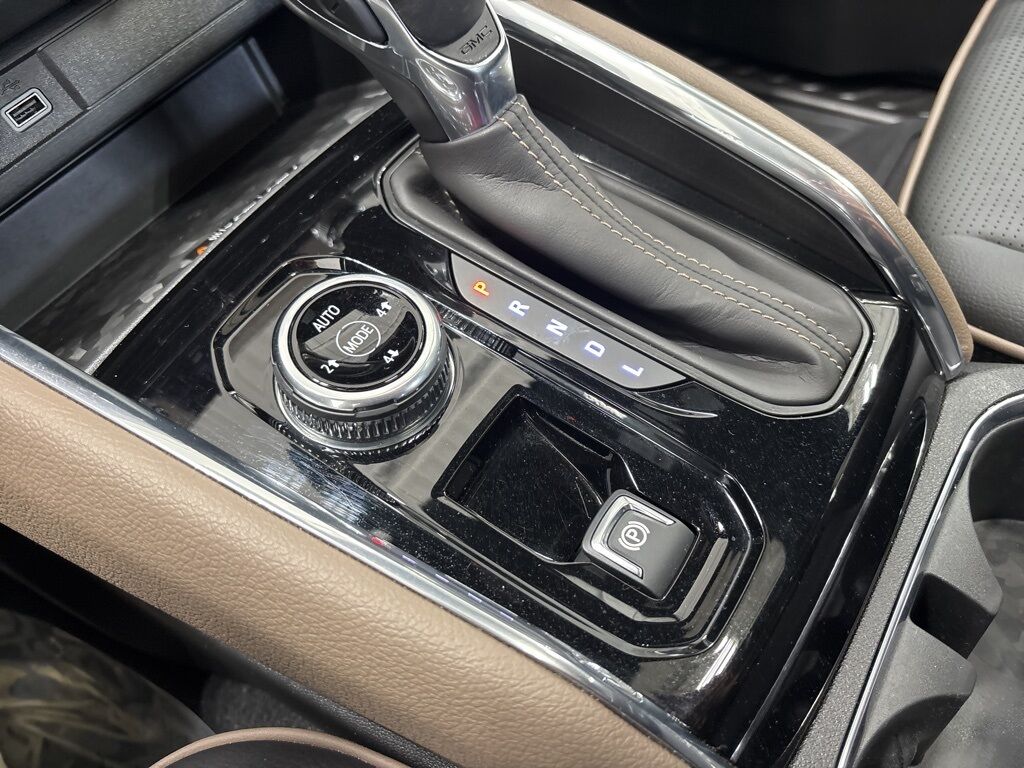 2024 GMC Canyon 4x4 Crew Cab Denali Minocqua WI