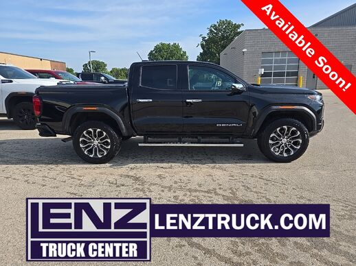 2024_GMC_Canyon_4x4 Crew Cab Denali_ Fond du Lac WI